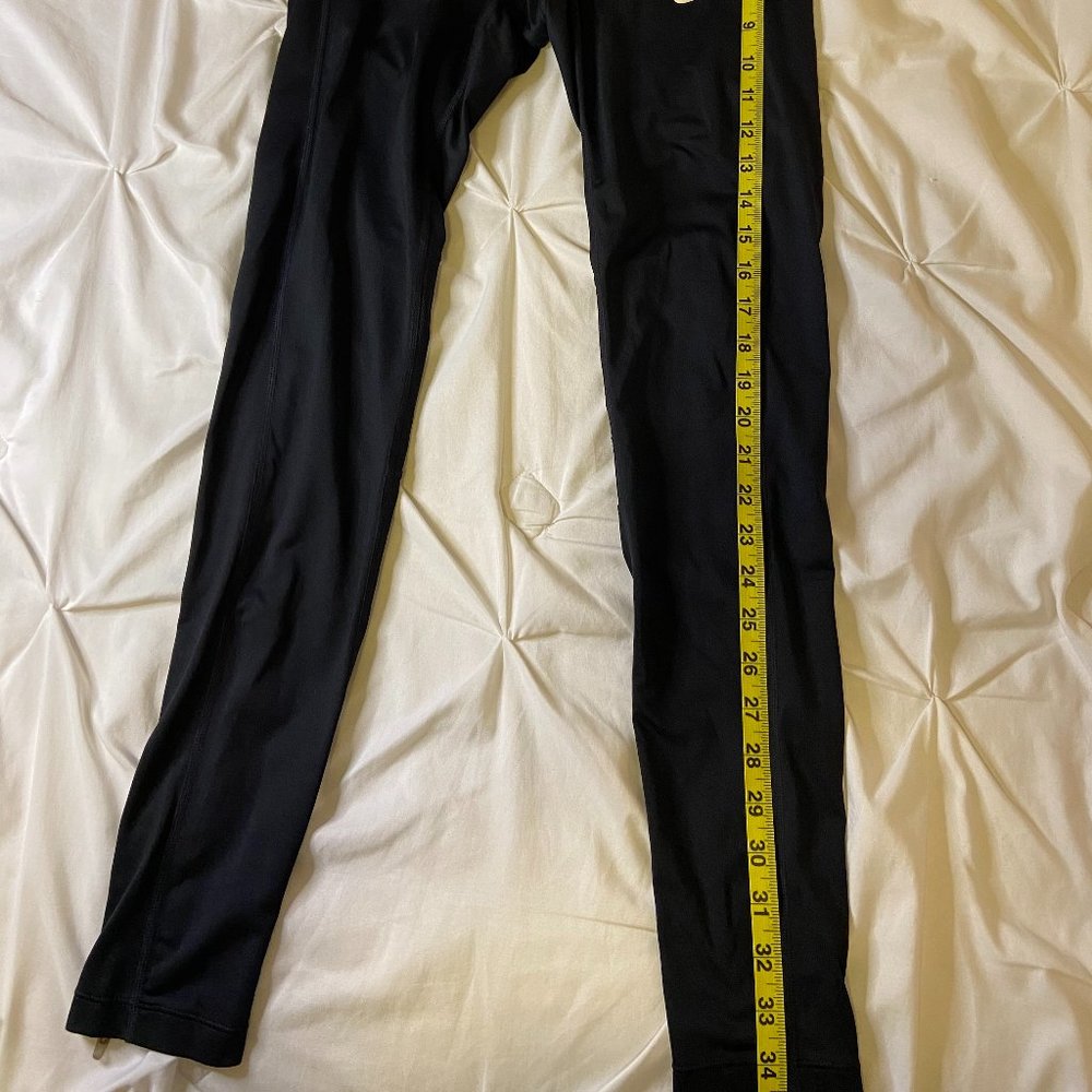 Nike Dri-Fit Black Leggings in Medium